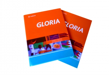 Cuaderno Gloria sin espiral 16 x 21cm tapa dura, 84 hojas, cuadriculado. Para uso escolar y apuntes de trabajo, papel de 65 grs.