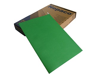 Carpeta colgante color nepaco con visores transparentes móviles para fijar en múltiples posiciones, varillas metálicas recubiertas, su altura supera el ancho del formato oficio. Medida: 36 x 24 cm