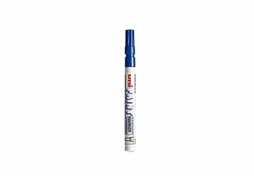 Marcador Uni-Ball de tinta al esmalte con punta fina PX-21 (0.8-1.2mm), para escribir, pintar y marcar en casi todo tipo de materiales, como madera, cuero, vidrio o plástico. Secado rápido con un efecto de laqueado, resistente a la luz, al roce y al calor